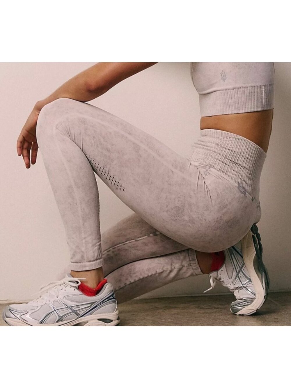 FREE PEOPLE MOVEMENT Ice Gray High-Rise 7/8 Length Good Karma Leggings Size XS/S